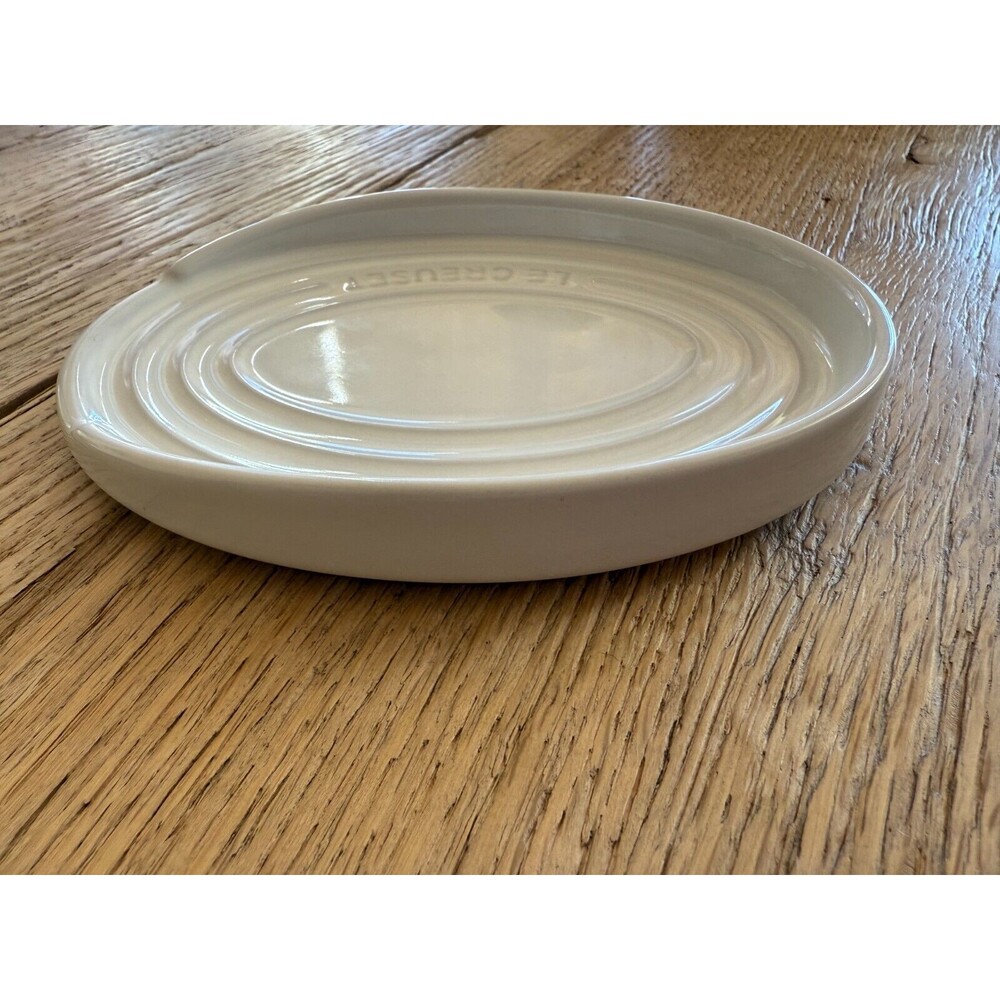 Le Creuset Stoneware Oval Spoon Rest White NEW - Picture 5 of 5
